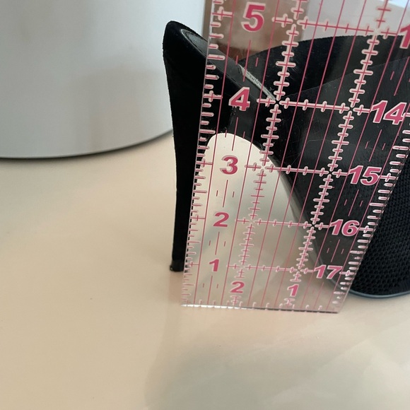 Steve Madden Black Women’s Heels Size 5.5 - Picture 8 of 10